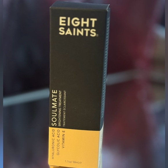 EIGHT SAINTS Soulmate Brightening
Treatment 1.7 Oz - Picture 3 of 7